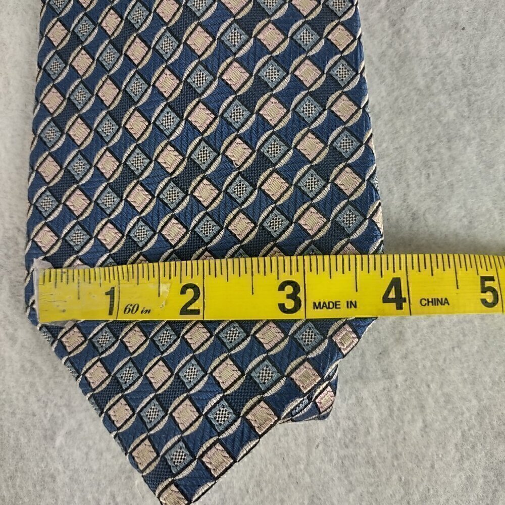 Stafford Men's Blue, Silver, Mauve Patterned Made In the U.S.A.100% Silk Necktie - Picture 7 of 8